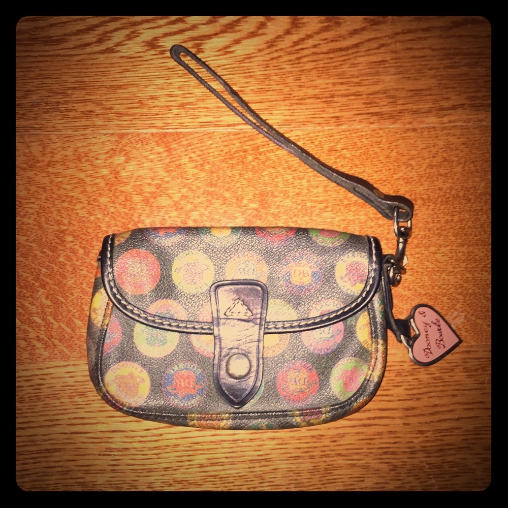 ✨dooney&bourke✨ VINTAGE WRISTLET